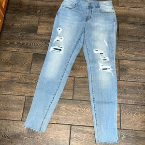 Maurice’s -high rise light blue jeans sz M reg.